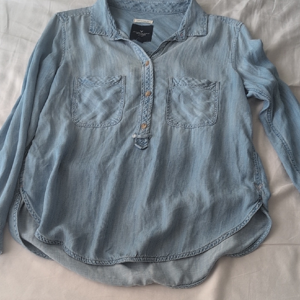 American Eagle Outfitters Light Blue Denim Shirt